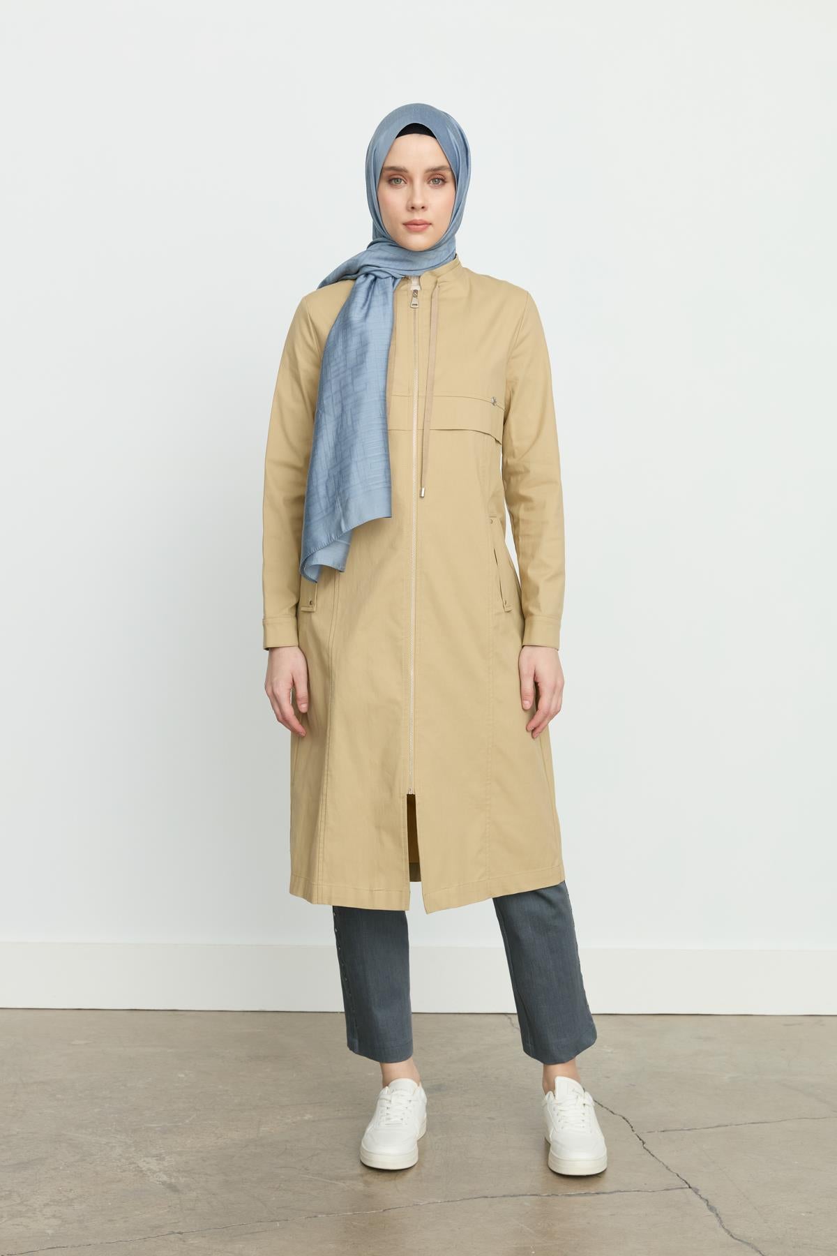 Aksesuar Detaylı Kap Camel
