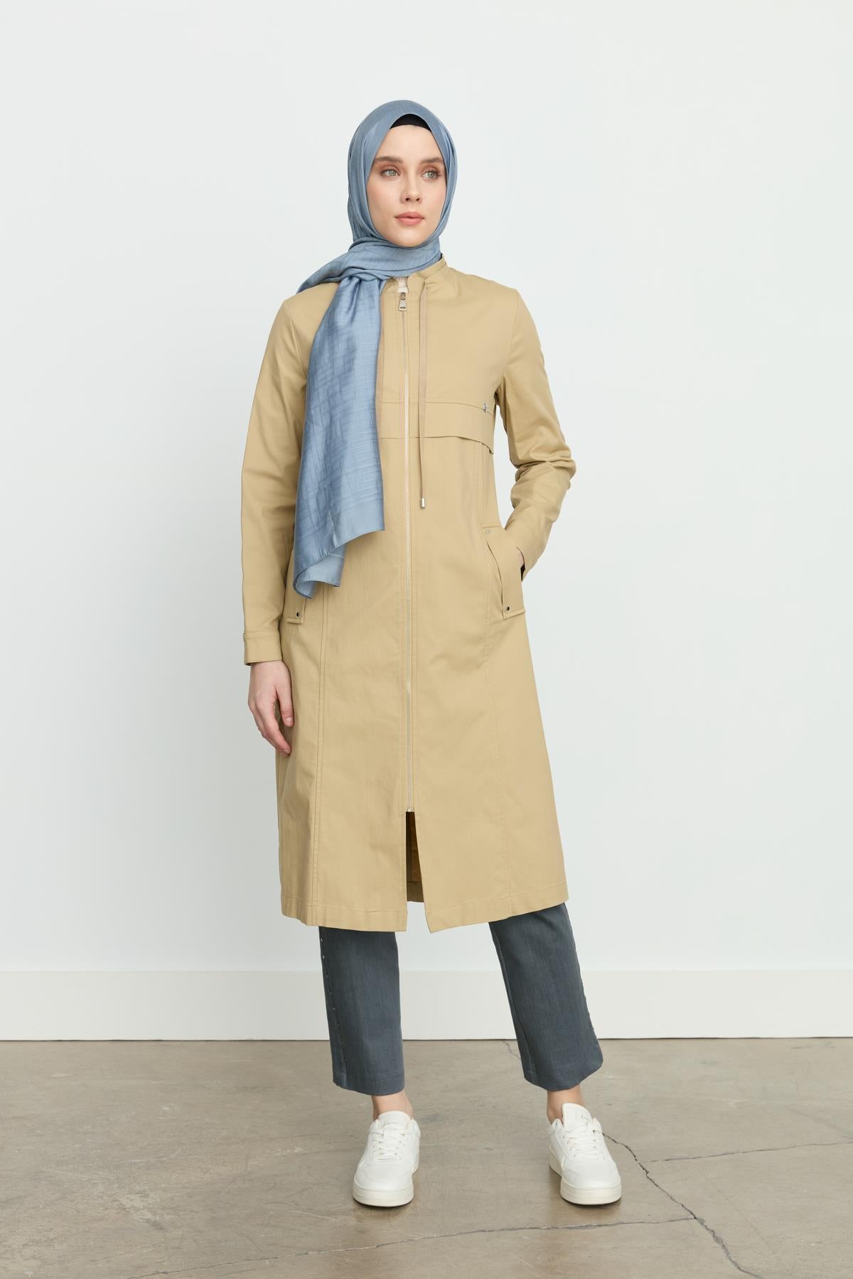 Aksesuar Detaylı Kap Camel