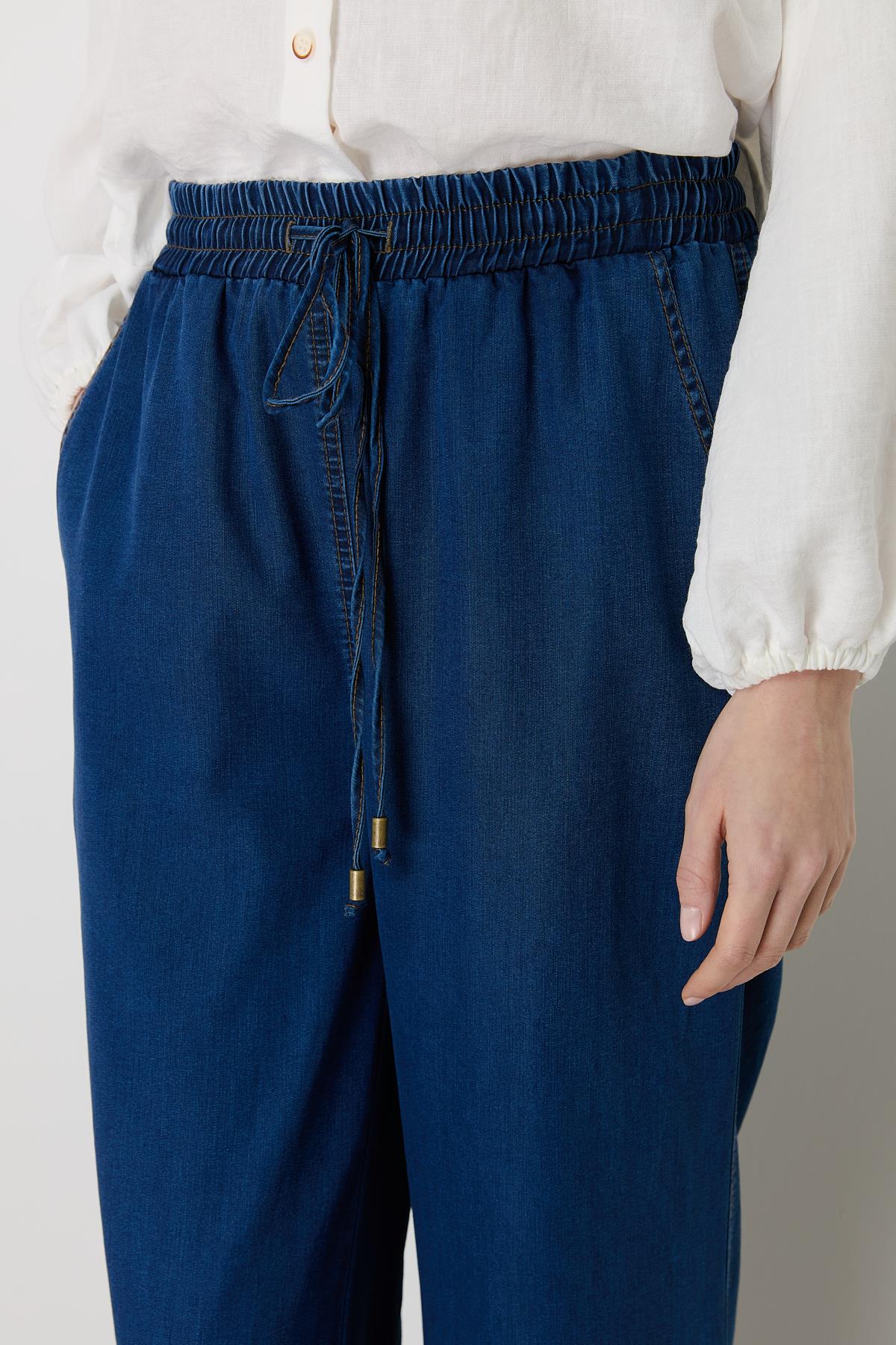 Beli Lastikli Bol Paça Tencel Pantolon İndigo