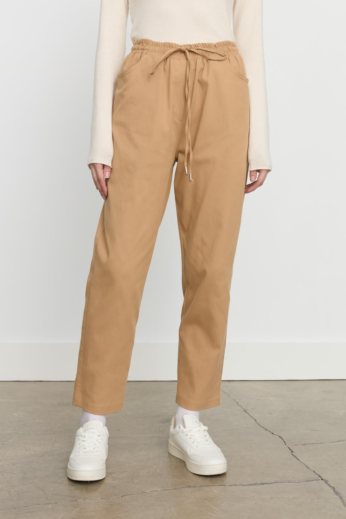 Beli Lastikli Kanvas Havuç Pantolon Camel