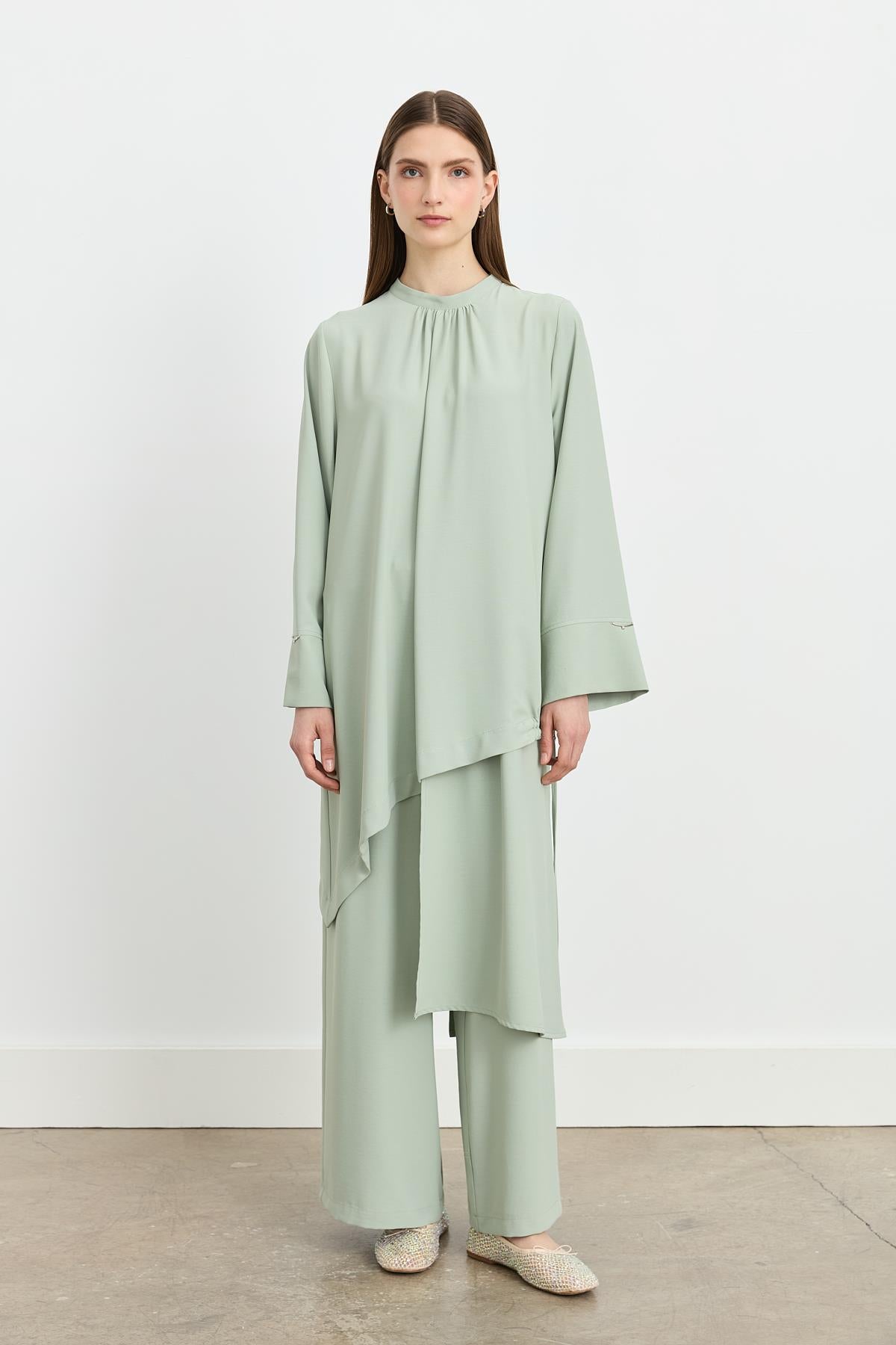 Parçalı Şerit Detaylı Pantolon Tunik Takım Mint