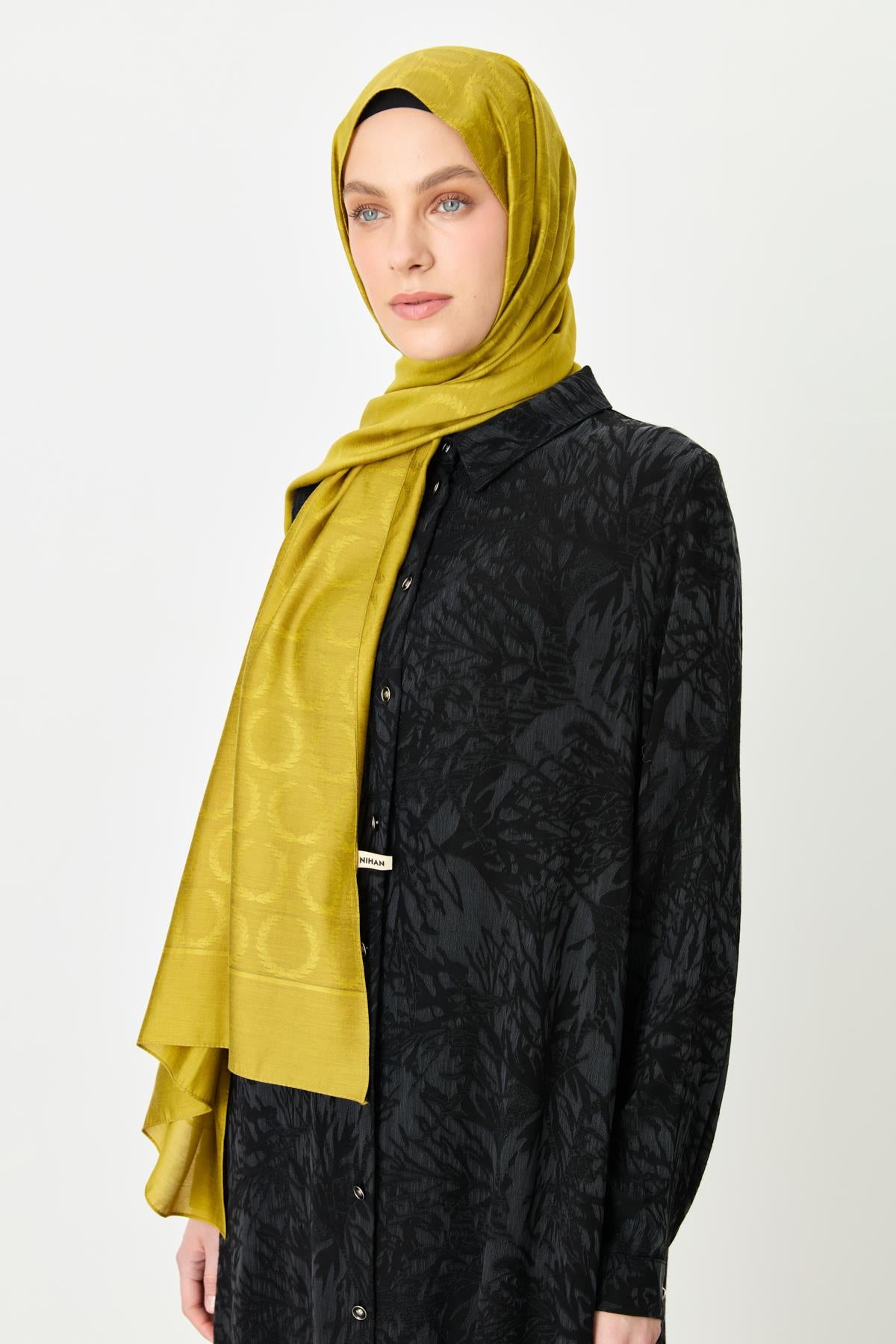 Premium Yaprak Desenli Gömlek Yaka Tunik Siyah