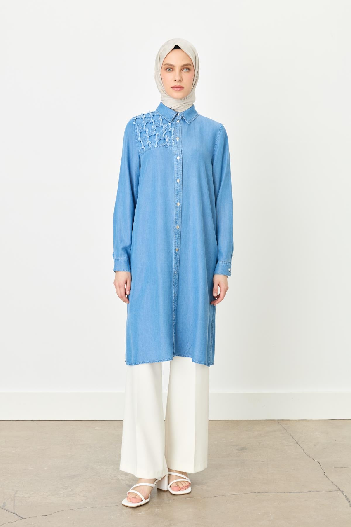 Püskül Detaylı Tencel Tunik Buz