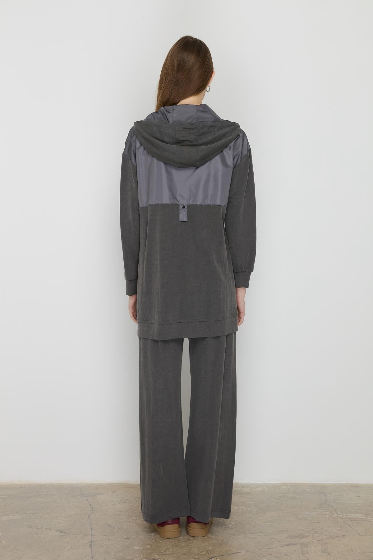 Spor Mix Kumaş Detaylı Pantolon Tunik Takım Füme