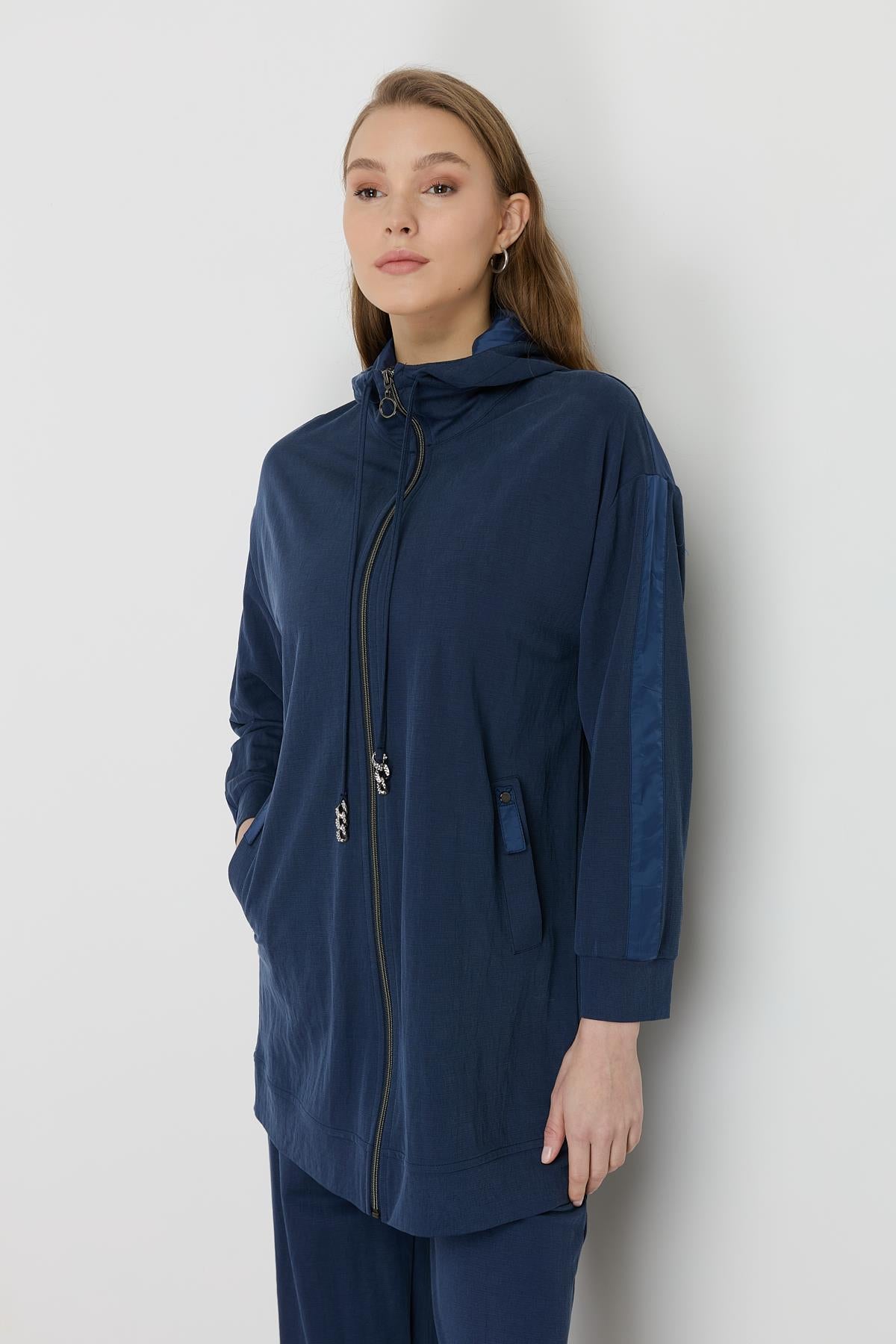 Spor Mix Kumaş Detaylı Pantolon Tunik Takım Lacivert