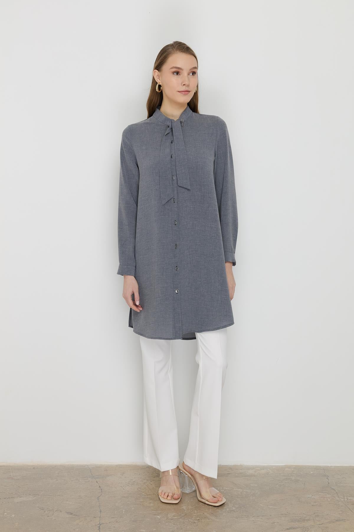 Yakası Bağlamalı Basic Tunik Siyah