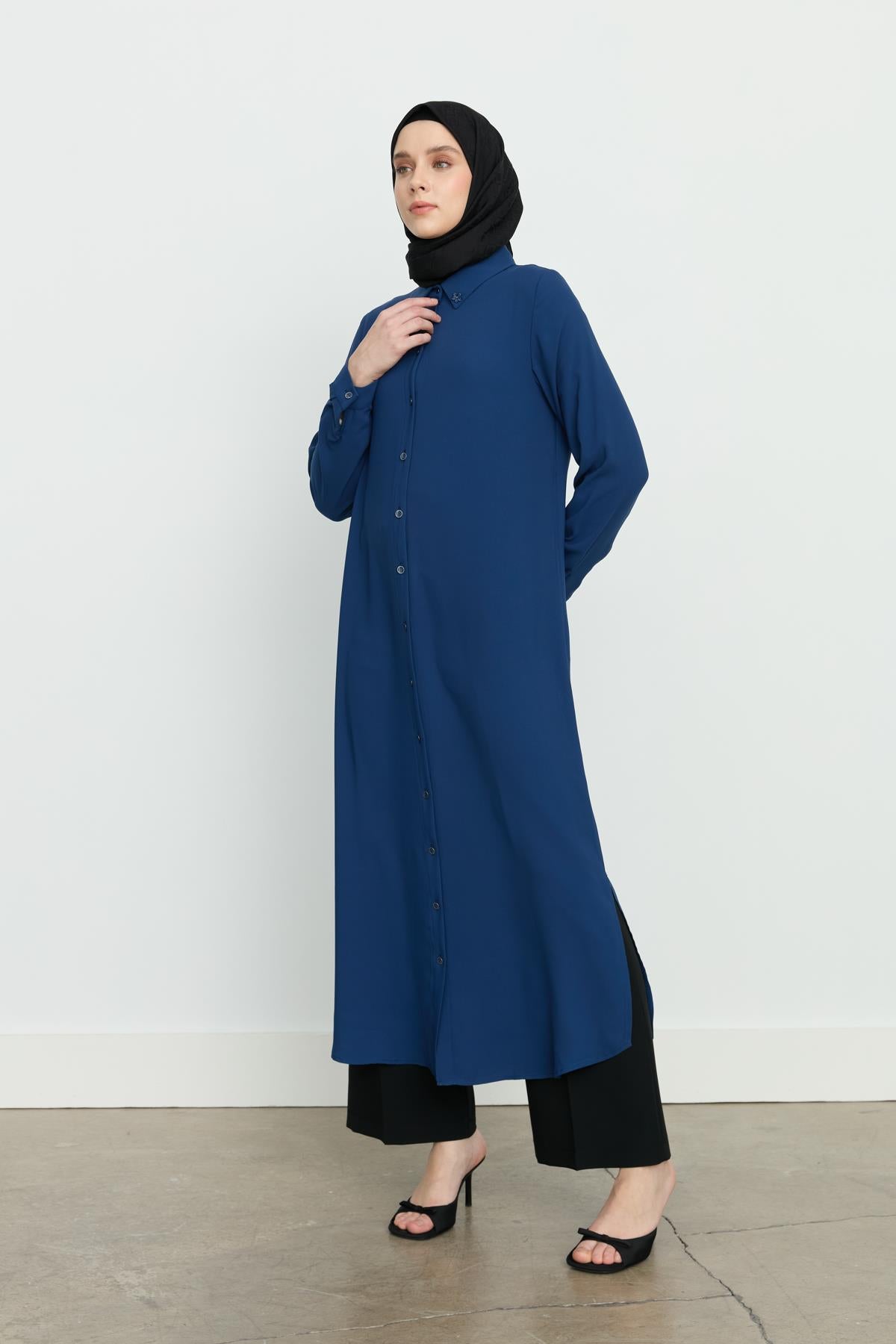 Yanları Yırtmaçlı Basic Tunik İndigo