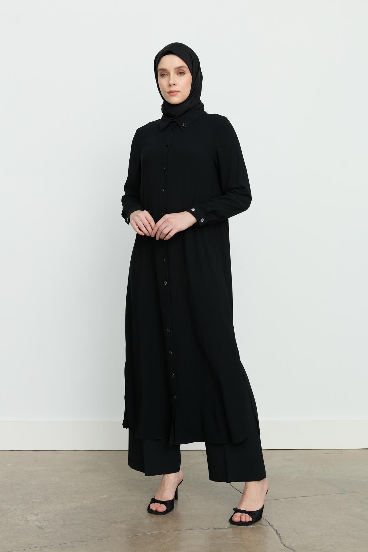 Yanları Yırtmaçlı Basic Tunik Siyah