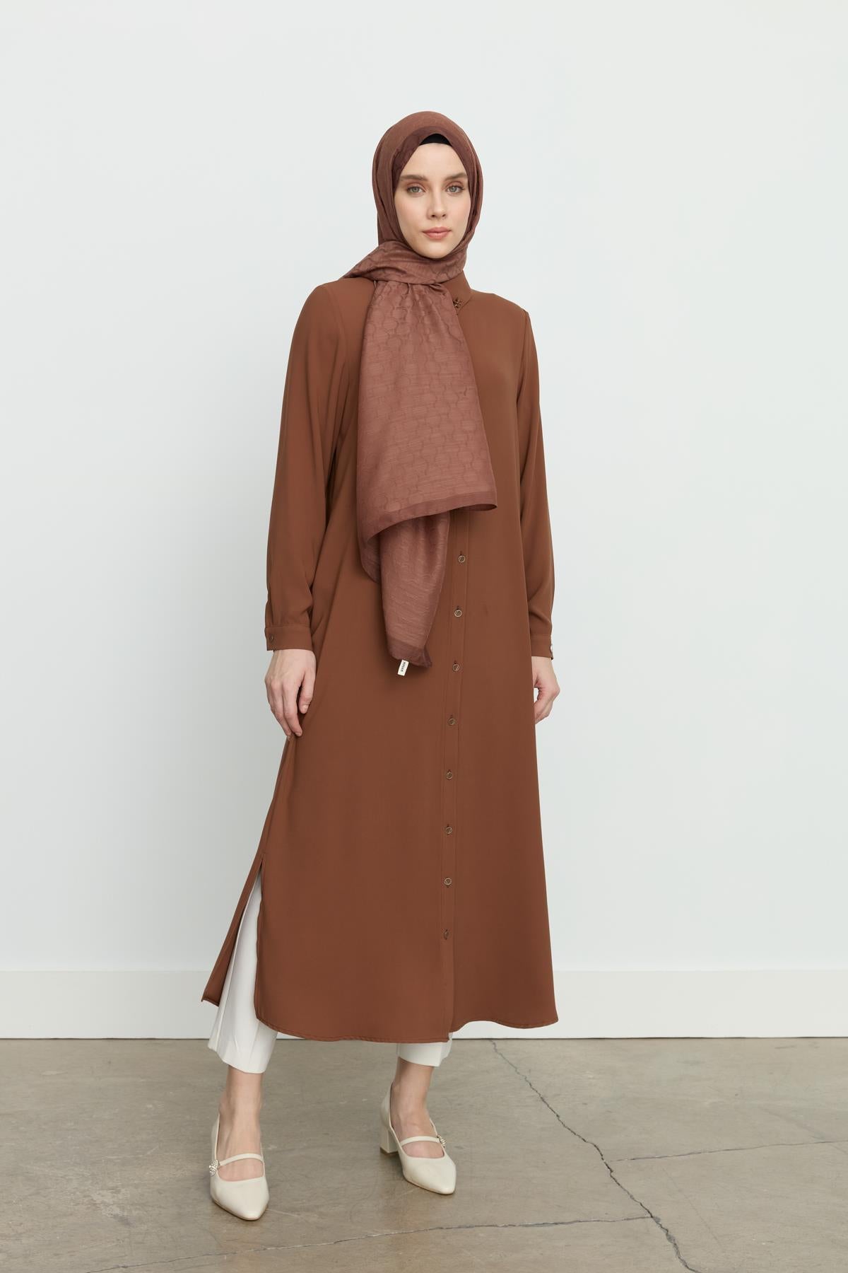 Yanları Yırtmaçlı Basic Tunik Taba