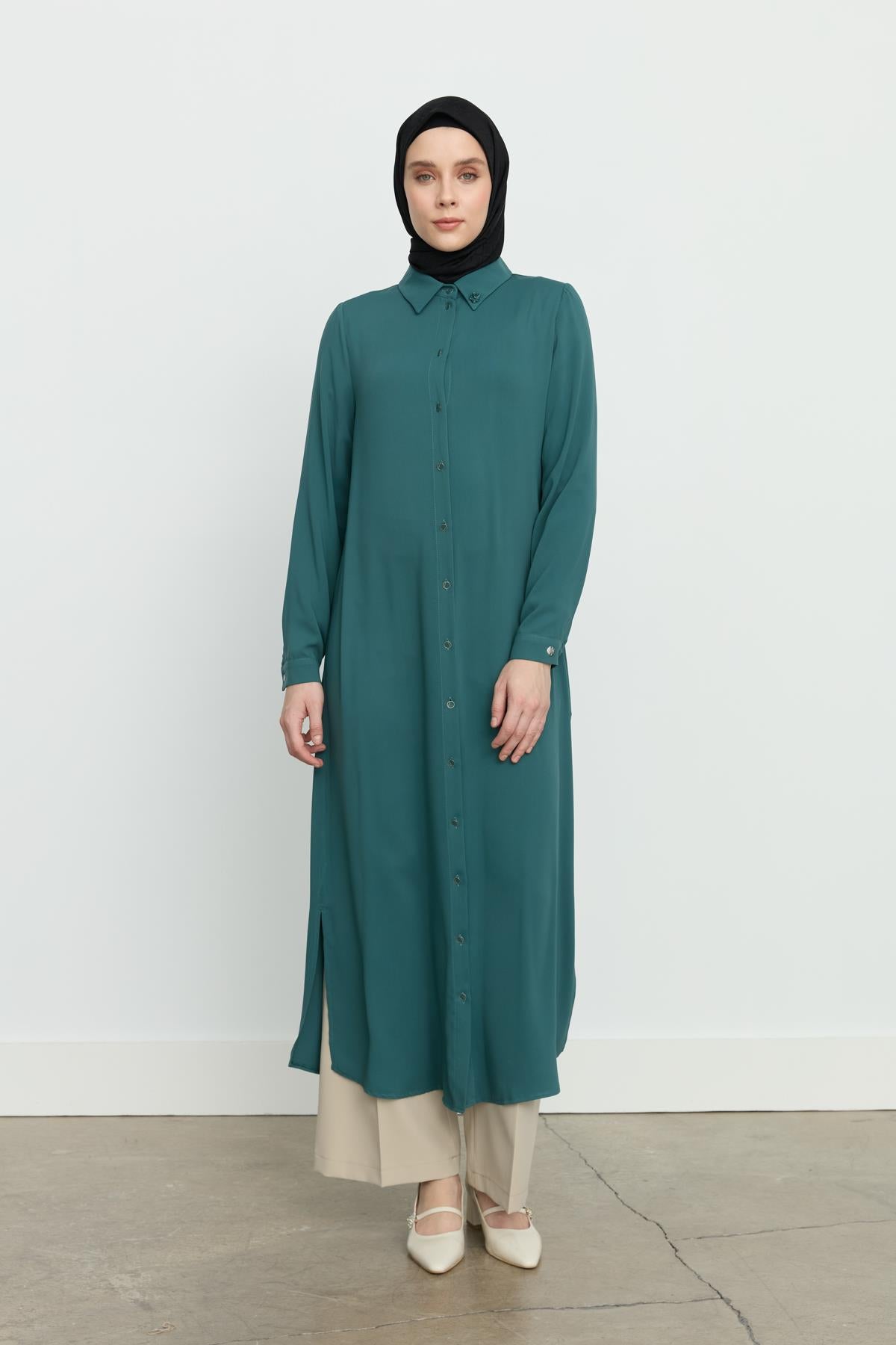 Yanları Yırtmaçlı Basic Tunik Yeşil