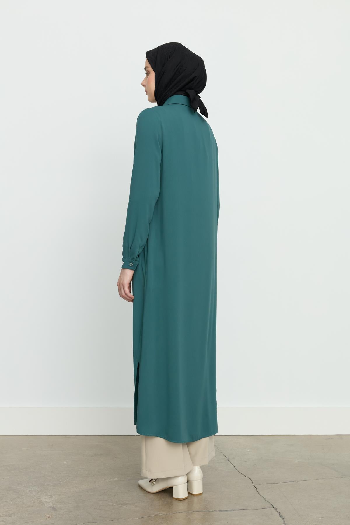 Yanları Yırtmaçlı Basic Tunik Yeşil