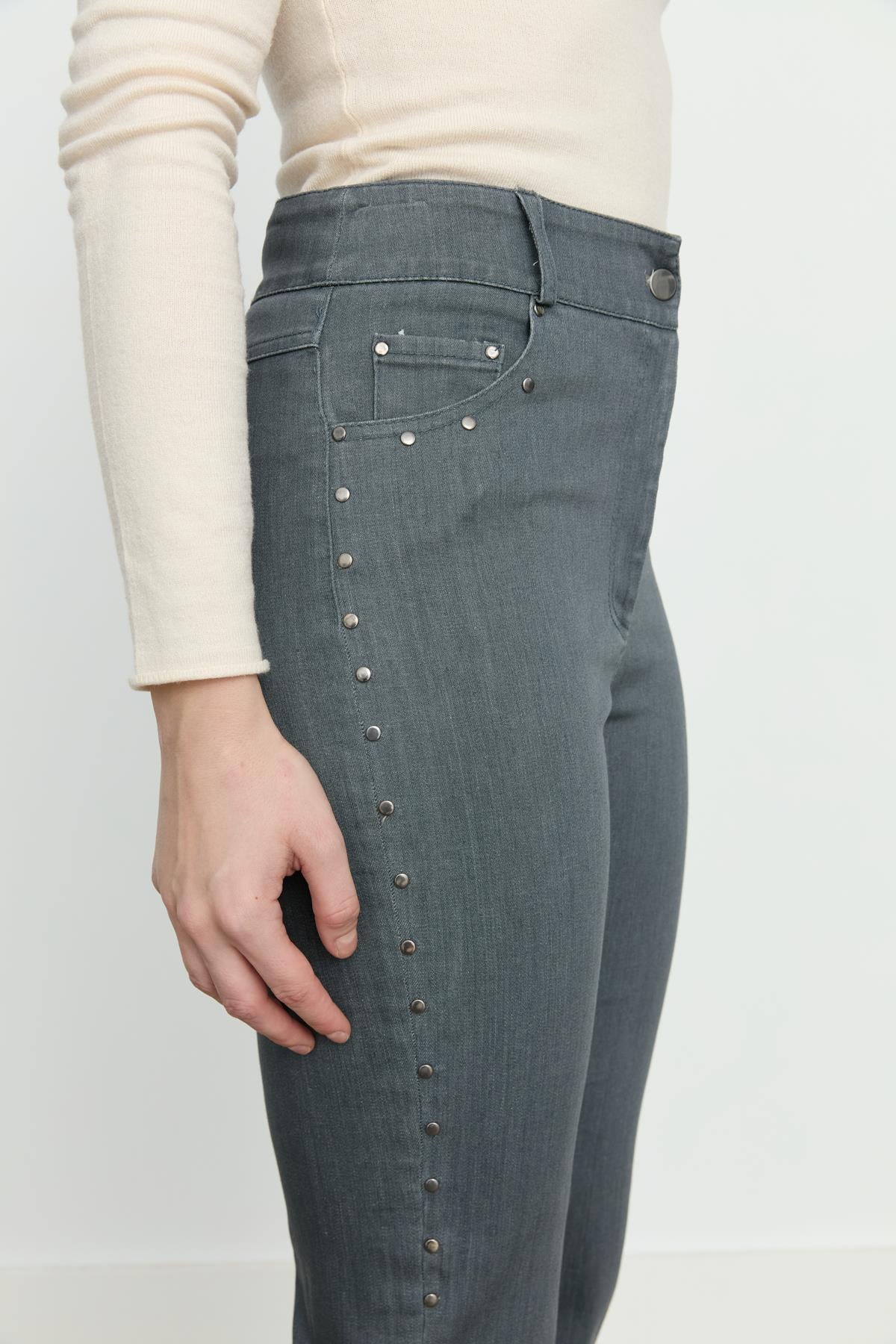 Yanları Zımbalı Düz Paça Denim Pantolon Füme